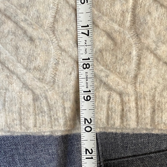 Pilcro Beige Cable Knit Sweater Vest - Picture 7 of 10